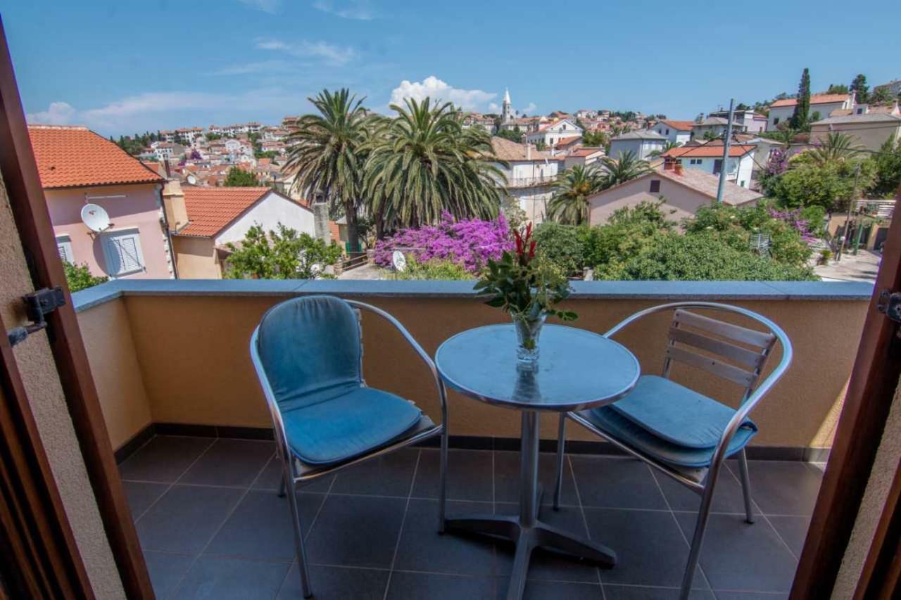 Apartments Villa Forida Mali Losinj Exterior photo